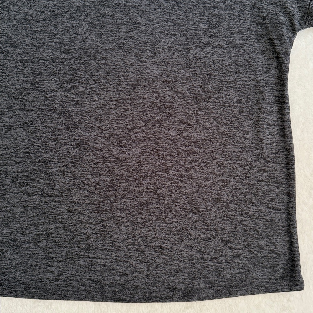 Beyond Yoga | Featherweight Morning Light Long Sleeve Pullover Top Gray/Black M - Picture 6 of 14